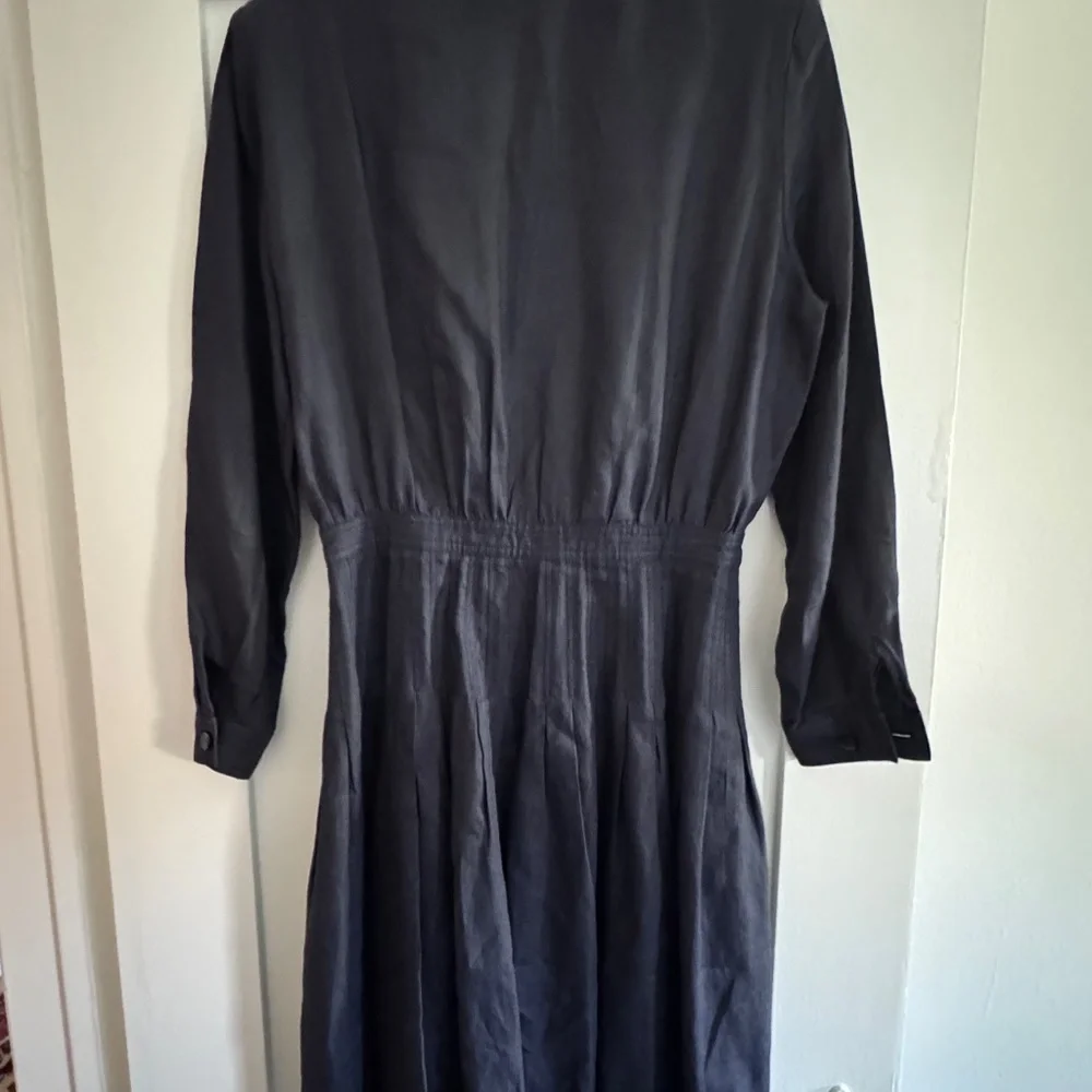 Vintage Valentino "Miss V" Navy and White Collared Dress- Vintage Size 12 - Picture 8 of 12